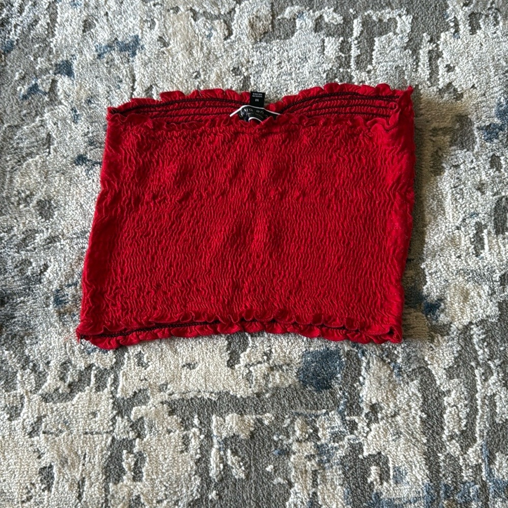 Blue Blush Scarlet Textured Tube Top